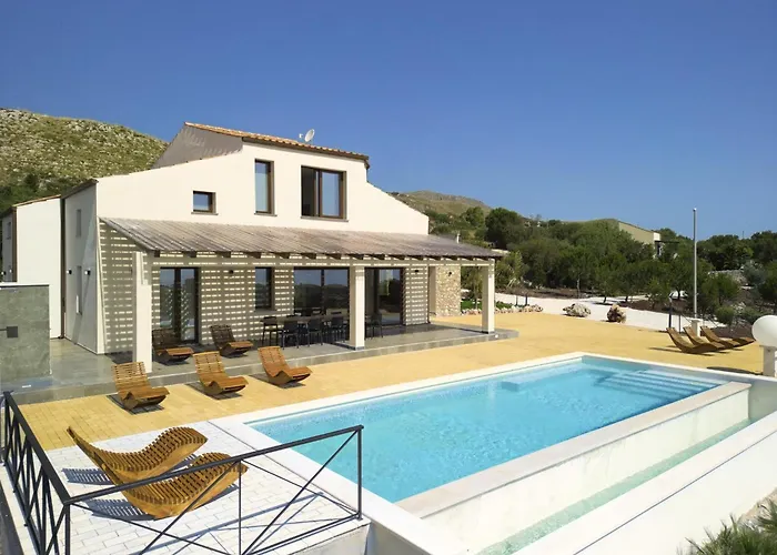 Altamarea * Scopello (Sicily)